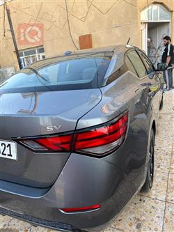 نيسان سنترا